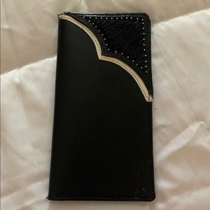 Wrangler wallet
